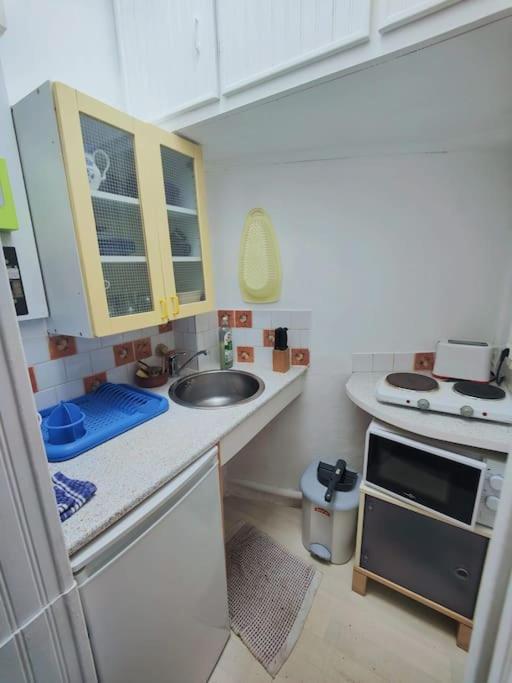 Studio Proche De La Tour Eiffel Apartment Paris Ngoại thất bức ảnh